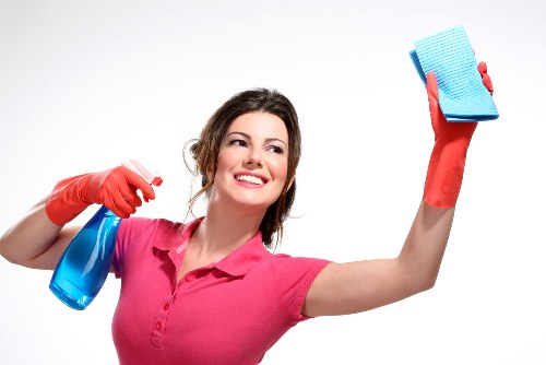 Creating a regular cleaning routine for everyday upkeep